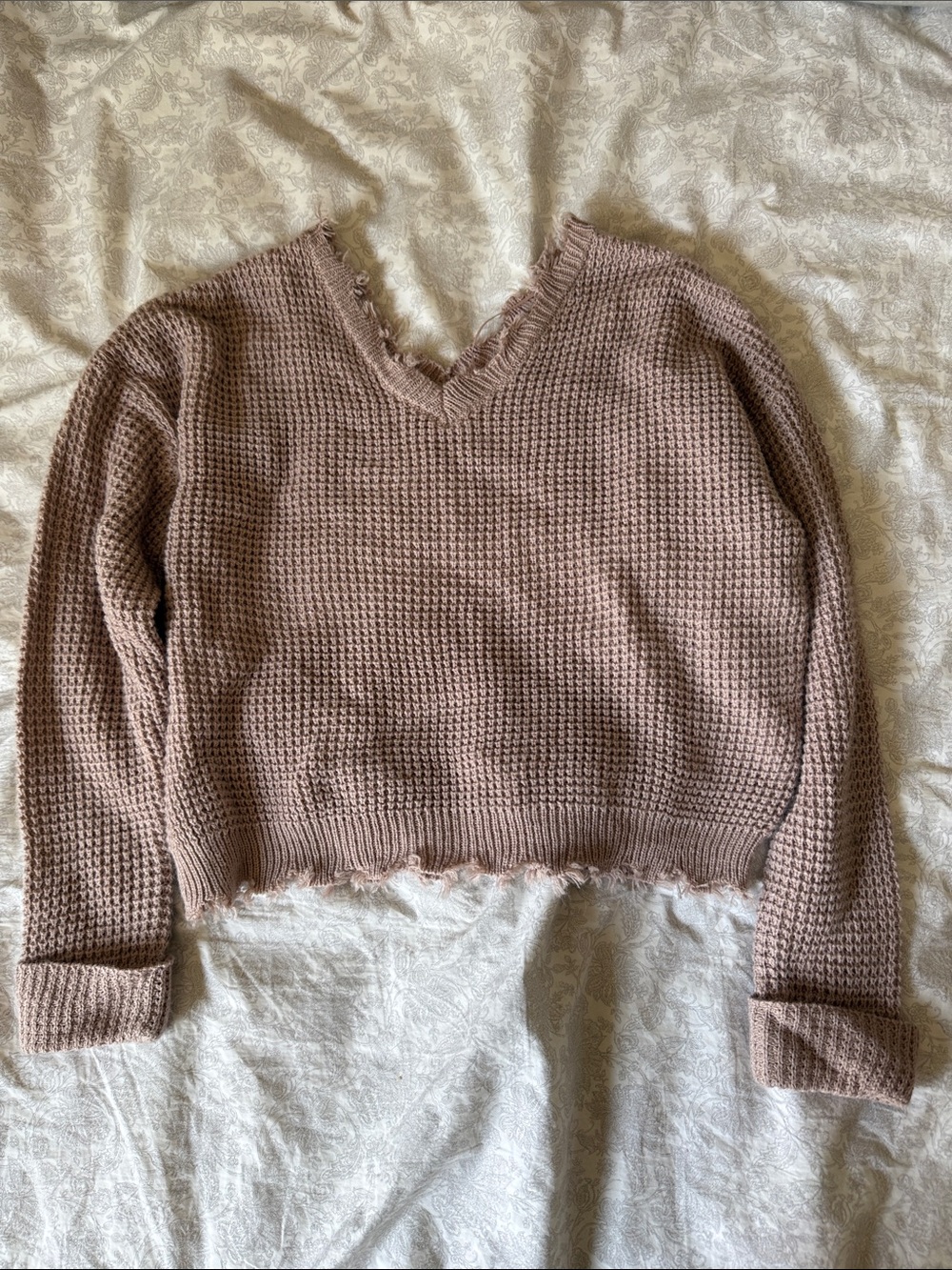 moon & madison Cropped Waffle Knit V-Neck Sweater - Dusty Mauve